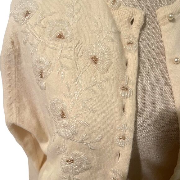 Vintage 1950’s Ruby Beading Co. Hand Beaded Cottage Cardigan Size Small - Picture 13 of 14